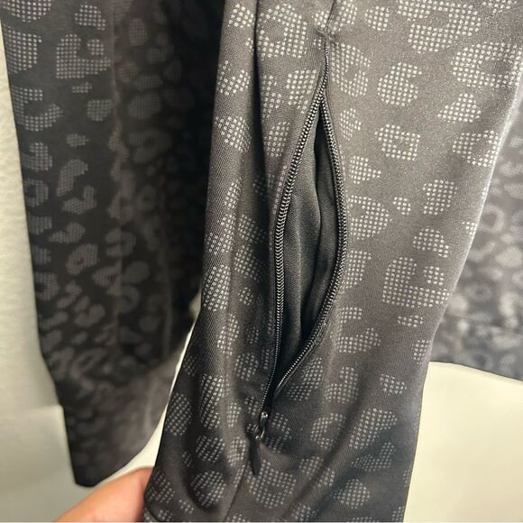 Avia Women's Fleece Lined Quarter Zip Pullover Leopard Print Size XXL (20) - Picture 5 of 12